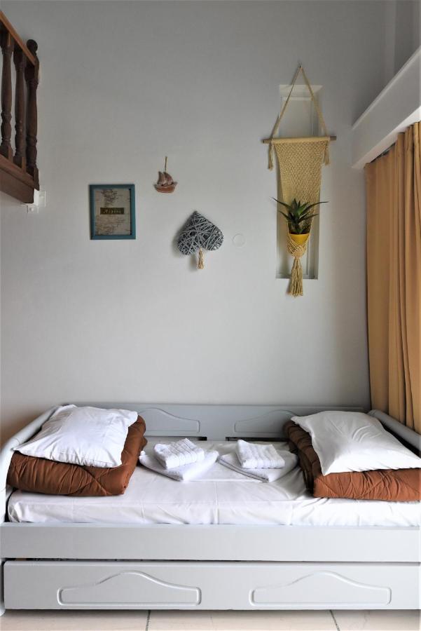 Meraki Apartments And Studios Толон Екстериор снимка